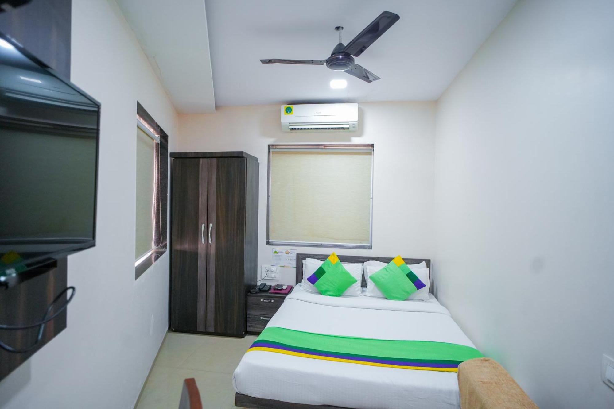 Hotel Skylink Hospitality Mahalaxmi Bombaim Exterior foto